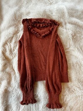 Doen Rust Ruffle-Trim Turtleneck Sweater
